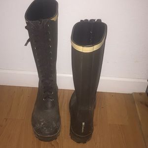 SOLD Tretorn Ballena Brown Size 39